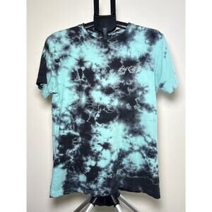 Tie-Dye Last Call Co. ‘Friends in Low Places’ Short Sleeve Graphic T-Shirt